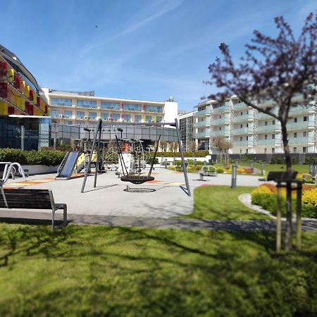 Apartament Przy Hotelu Aquarius Kolobřeh Exteriér fotografie